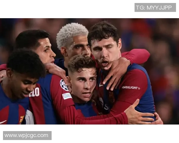 巴萨与拜仁后卫对决解析:防线之争与战术博弈的精彩瞬间 巴萨与拜仁后卫对决解析:防线之争与战术博弈的精彩瞬间