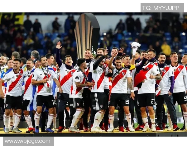 河床与老男孩直播对决精彩瞬间回顾与分析 河床与老男孩直播对决精彩瞬间回顾与分析